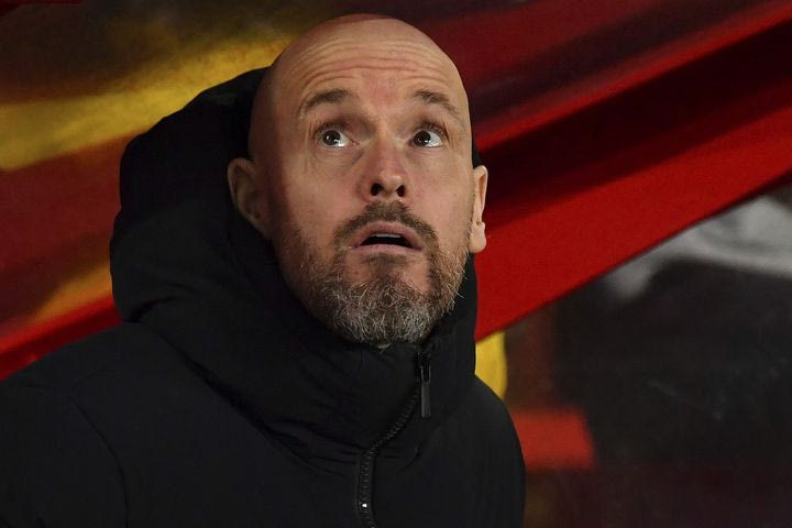 Τεν Χαχ: “Η πέμπτη θέση μπορεί να οδηγήσει στο Champions League, να παλέψουμε για αυτήν”