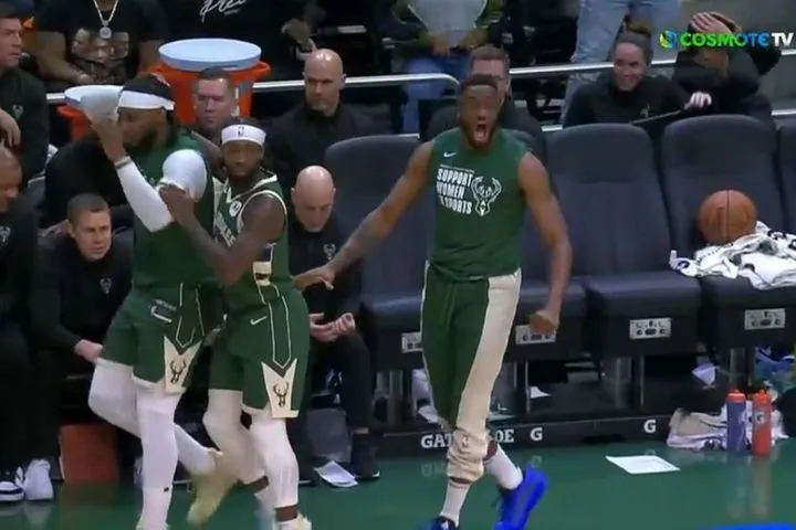 Το alley oop κάρφωμα του Γιάννη Αντετοκούνμπο που έκανε τον Θανάση να παραμιλάει