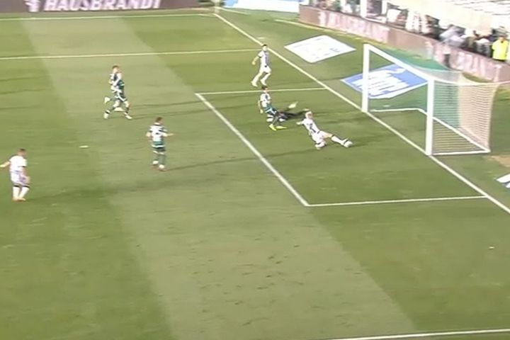 Το 2-1 του ΠΑΟΚ με τον Τόμας με προβολή σε κενή εστία