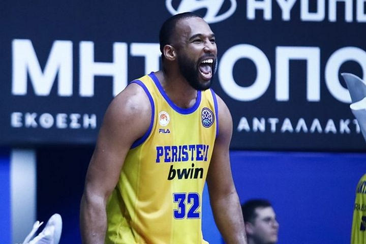 Ο Τρέβορ Τόμπσον στο SPORT24: “Θέλουμε να κατακτήσουμε το BCL, αγαπώ να παίζω για τον Σπανούλη”