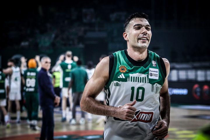 Ο σκασμός και η ζητωκραυγή του Σλούκα