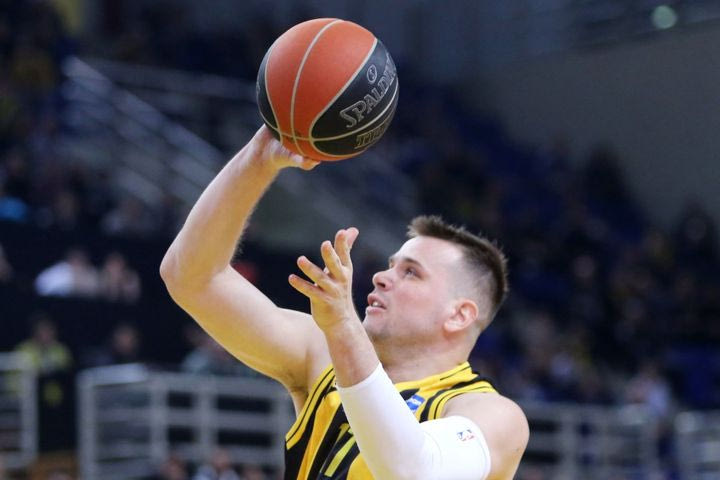 ΑΕΚ Betsson: Ο Δημήτρης Αγραβάνης υπέστη κάκωση άκρας δεξιάς χειρός