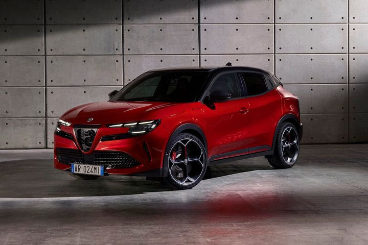 H μεγάλη πρεμιέρα της εκθαμβωτικής Alfa Romeo Milano