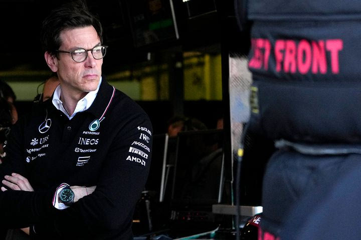 Βολφ: “Δώδεκα χρόνια με τον Λιούις ήταν εκπληκτικά, αλλά τώρα συμβαίνει μια ανανέωση”