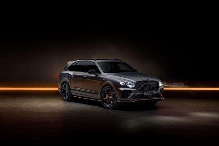 Ένα SUV για πολύ λίγους: Η Black Edition της Bentley Bentayga S έχει μια μοναδική ιδιαιτερότητα