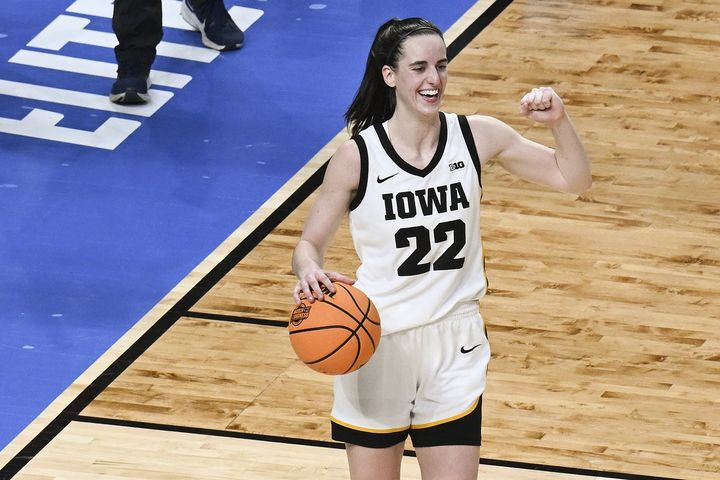 NCAA: Μυθική Κέιτλιν Κλαρκ, οδήγησε το Αϊόβα στο Final Four με 41αρα με 9 τρίποντα