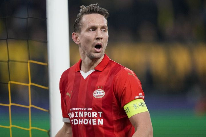 Αϊντχόφεν – Άλκμααρ 5-1: Επίδειξη δύναμης με πεντάρα, σκόραρε ο Παυλίδης