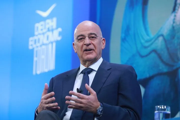 Ο Δένδιας μεταβαίνει στην Κύπρο – “Στέλνουμε Κίμωνα, Κένταυρο και ζεύγος F-16”