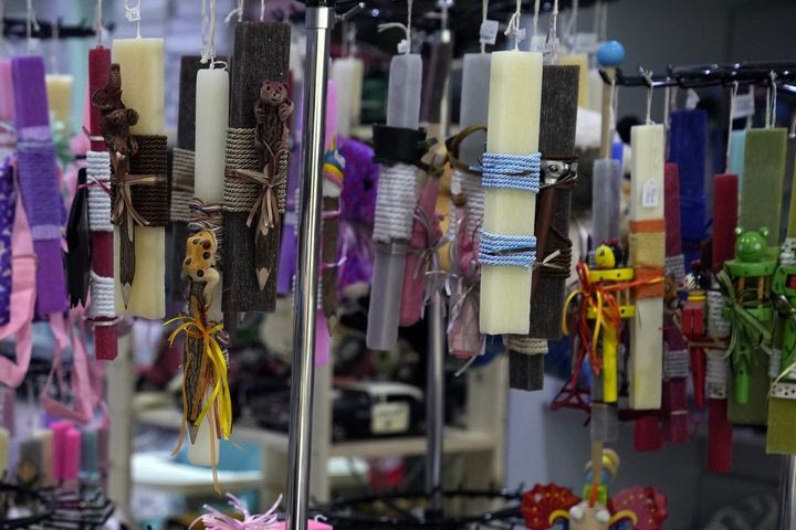 Χειροποίητες λαμπάδες για την Ανάσταση