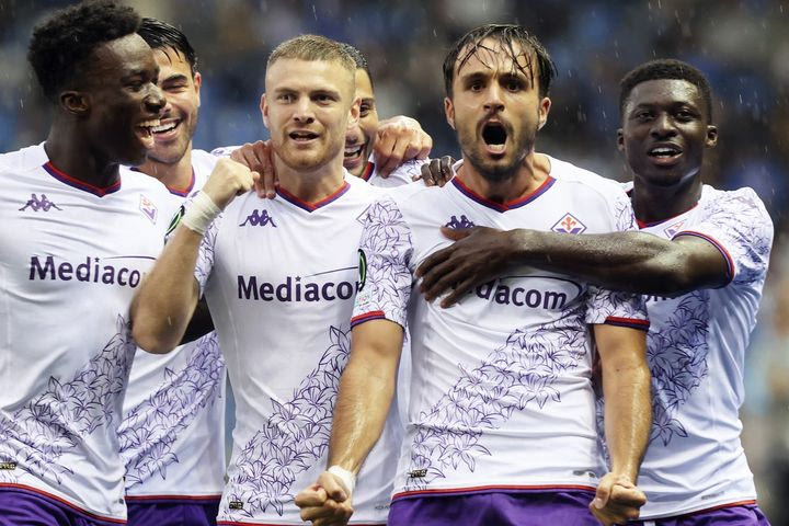 Conference League: Διπλό με ανατροπή για τη Φιορεντίνα, ήττες για ΑΠΟΕΛ και Ομόνοια, νίκη της Ραπίντ επί της Νόα