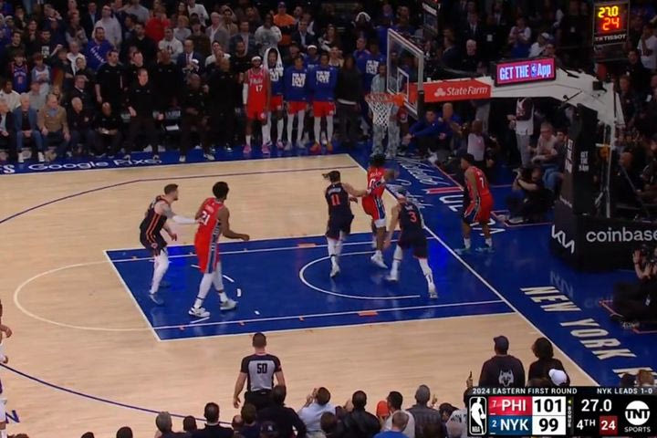 NBA, Νικς – Σίξερς: Η λίγκα παραδέχθηκε 3 λάθη των διαιτητών εναντίον της Φιλαντέλφεια στην ίδια φάση, στο κλέψιμο που έγειρε την πλάστιγγα