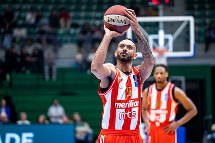 Ερυθρός Αστέρας: Κάταγμα στο χέρι ο Χάνγκα, ορατό το ενδεχόμενο επέμβασης