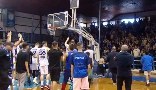 Ηρακλής – Μεγαρίδα: Ο κόσμος και η ομάδα του Γηραιού πανηγυρίσαν μαζί τη μεγάλη νίκη