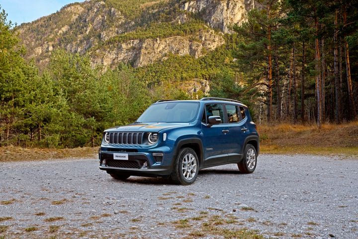 Με καίριες αναβαθμίσεις, το SUV Jeep Renegade έτοιμο για παραγγελίες με καλή τιμή