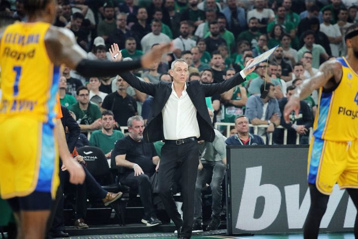 Κάτας: “Περήφανος για τους παίκτες, δεν θέλουμε πόλεμο, θέλουμε ειρήνη”