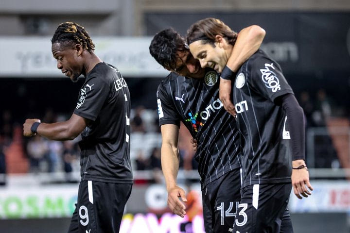 Novasports: Πλούσιο θέαμα με Πανσερραϊκός – ΟΦΗ και περισσότερους από 45 LIVE αγώνες από 12 έως 15 Απριλίου