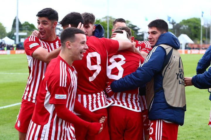 Το 1-0 του Ολυμπιακού με πέναλτι του Μουζακίτη