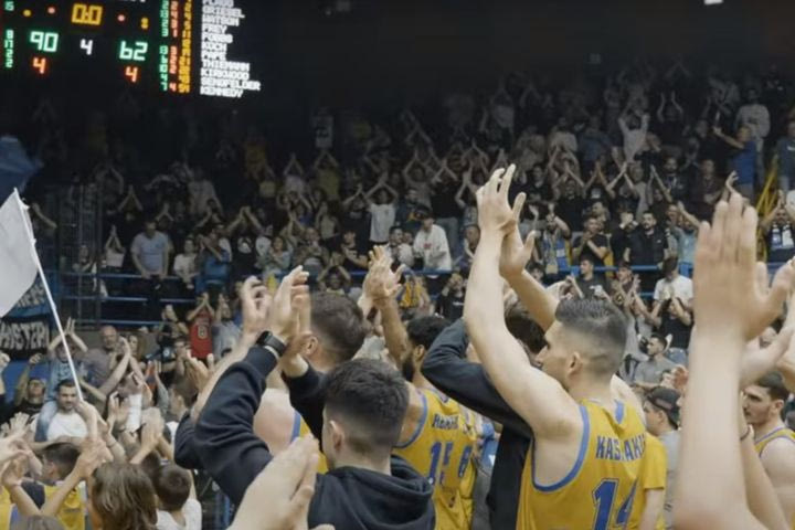 Περιστέρι bwin: Οι οδηγίες του Σπανούλη, η ενέργεια του πάγκου και οι έξαλλοι πανηγυρισμοί της εξέδρας