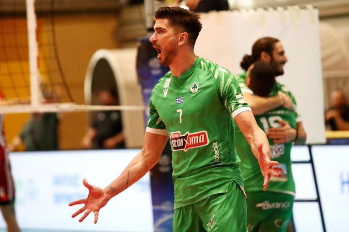 Παναθηναϊκός – Ολυμπιακός 3-2: Οι πράσινοι έδειξαν σφυγμό, ανέβαλαν τη στέψη στη Volley League και έστειλαν τους τελικούς σε τέταρτο ματς