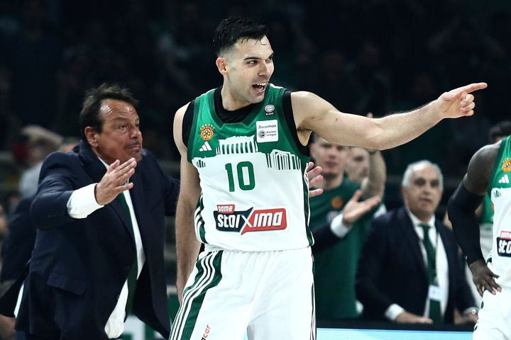 Τα highlights της νίκης του Παναθηναϊκού AKTOR επί του Ολυμπιακού για τη Stoiximan Basket League