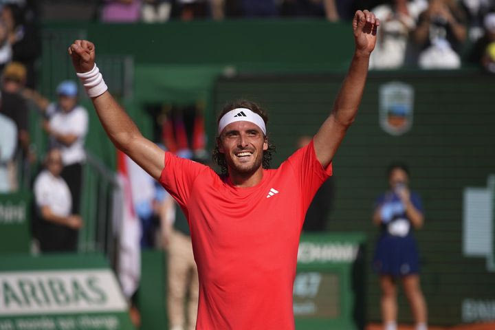 Τα highlights της μαγικής εμφάνισης του Τσιτσιπά από την πρόκριση στα προημιτελικά του Monte Carlo Masters