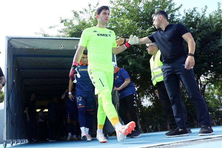 Athens Kallithea – Καλαμάτα: Οι παίκτες των φιλοξενούμενων υποδέχθηκαν με pasillo τους πρωταθλητές