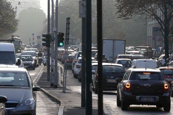 Τέλη κυκλοφορίας 2025: Με αλλαγές που θα κοστίζουν στους ξεχασιάρηδες