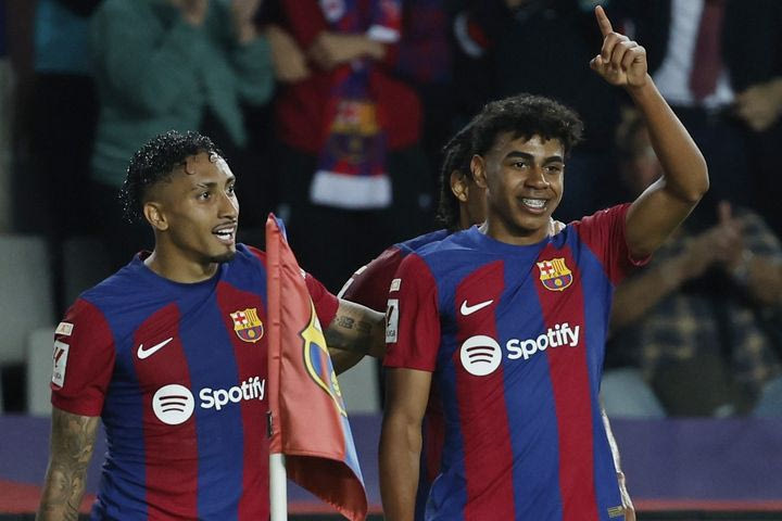 Μπαρτσελόνα – Σοσιεδάδ 2-0: Γιαμάλ και Ραφίνια την επανέφεραν στη δεύτερη θέση