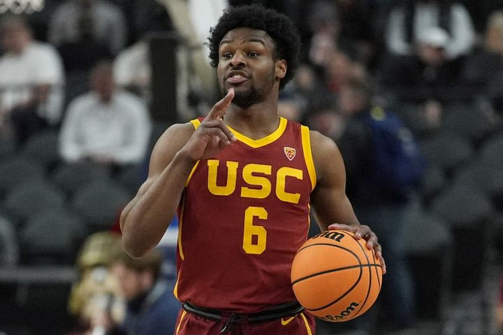 NBA: Ο Μπρόνι Τζέιμς υπέγραψε τετραετές συμβόλαιο ύψους 7.9 εκατομμυρίων με τους Λέικερς