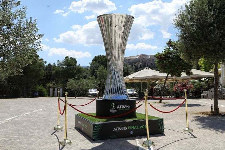 Conference League: Ο οδηγός της UEFA προς τους φιλάθλους του Ολυμπιακού και της Φιορεντίνα που θα βρεθούν στον τελικό της OPAP Arena