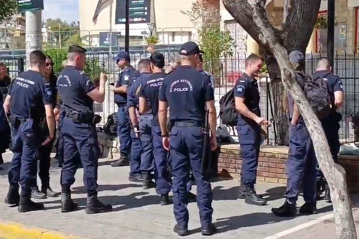 Ολυμπιακός – Φιορεντίνα: Ισχυρές αστυνομικές δυνάμεις έξω από την OPAP Arena ενόψει του τελικού του Conference League