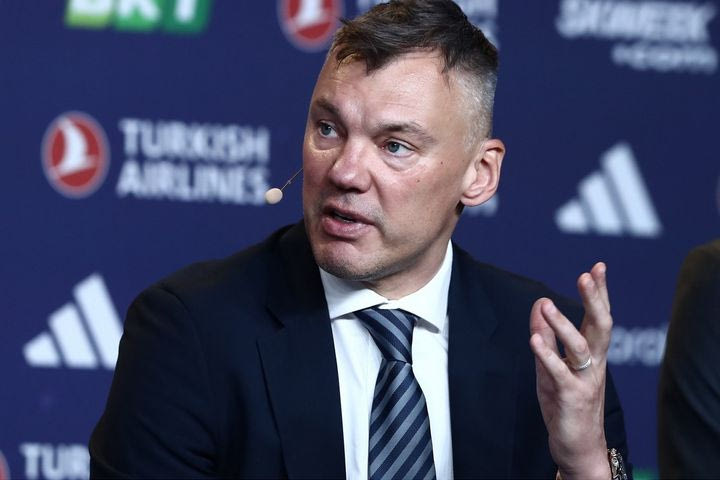 Final Four 2024: Η αγκαλιά Αταμάν-Μπαρτζώκα και η ατάκα του Γιασικεβίτσιους στον προπονητή του Παναθηναϊκού: “Νόμιζα ότι ήσουν στη φυλακή”
