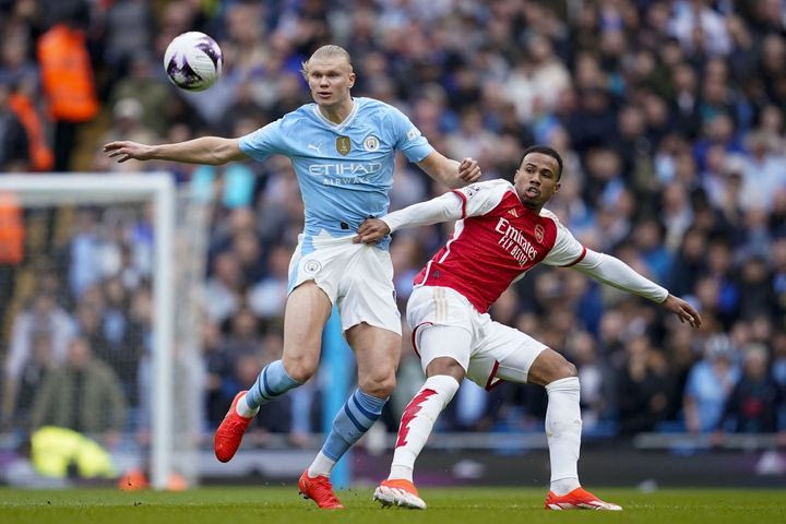 Premier League: Η βαθμολογία και τα σενάρια για τον τίτλο – Έτσι το παίρνουν Μάντσεστερ Σίτι και Άρσεναλ