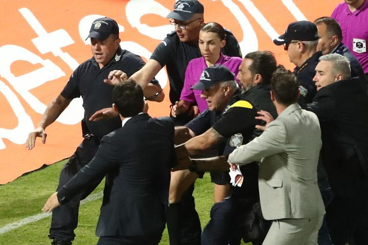 Κύπελλο Ελλάδας Betsson, Παναθηναϊκός – Άρης: Έξαλλος ο Καρυπίδης κυνηγούσε τη Φραπάρ, με συνοδεία αστυνομίας η Γαλλίδα στα αποδυτήρια
