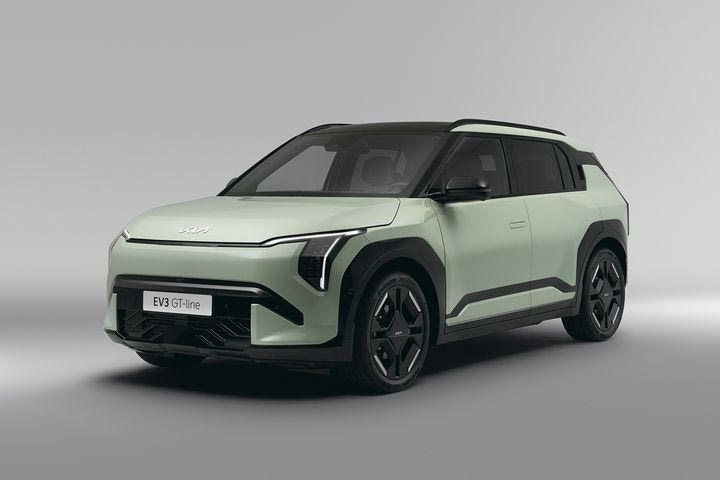 Tο νέο Kia EV3 υπόσχεται ανώτερη εμπειρία ηλεκτρικού SUV και μεγάλα ταξίδια με μια φόρτιση