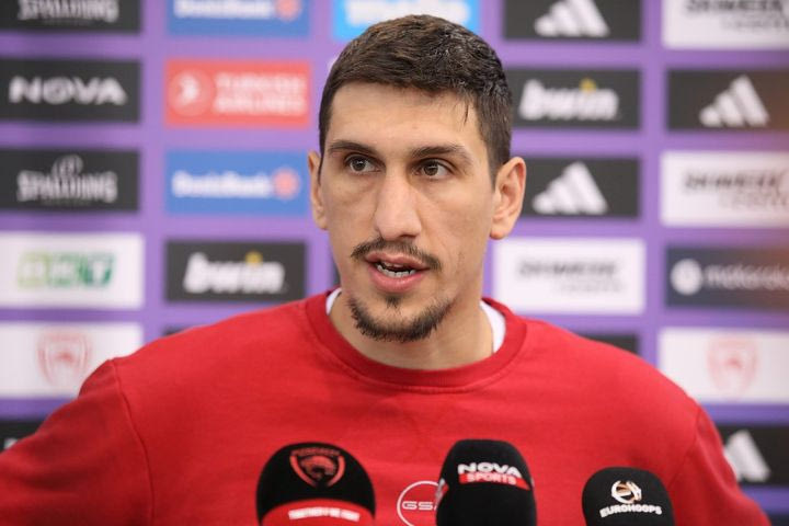 Λαρεντζάκης: “Υπήρχε επαφή στην τελευταία φάση, είμαστε ψυχολογικά έτοιμοι για να κάνουμε το 2-2 με τον κόσμο μας”