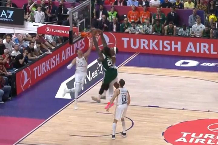 Final Four 2024, Ρεάλ – Παναθηναϊκός AKTOR: Το απίθανο φόλοου κάρφωμα του Ματίας Λεσόρ