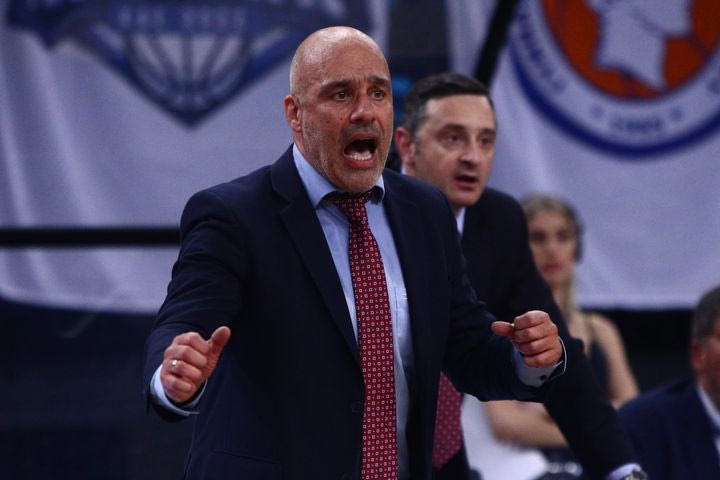 Λυκογιάννης: “Πρέπει να έχουμε μνήμη χρυσόψαρου και να προετοιμαστούμε για το παιχνίδι με τον Ηρακλή”