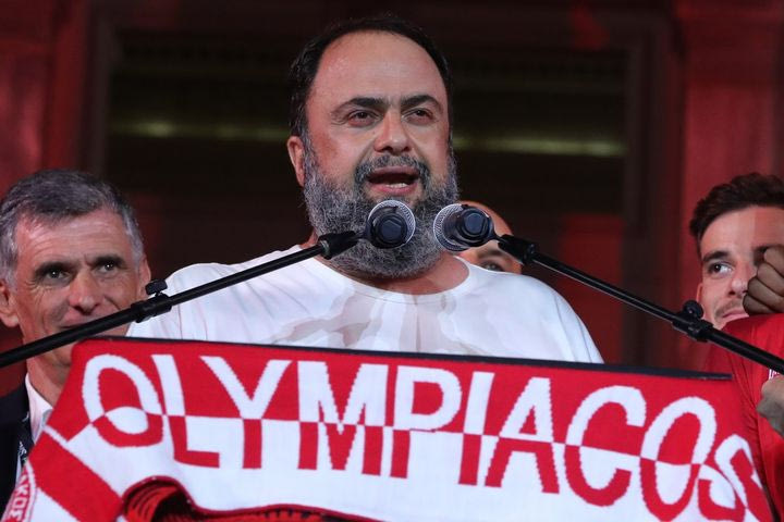 Μαρινάκης: “Για τον Ολυμπιακό μας, για τον Πειραιά μας, για την Ελλάδα μας”
