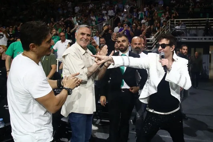 Παναθηναϊκός: Το δίδυμο Δημήτρης Γιαννακόπουλος – Νίνο ξαναχτυπά σε μια χαλαρή μουσική βραδιά