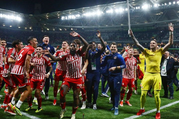 Ολυμπιακός, Conference League: Τα συγχαρητήρια από Σεβίλλη και Αθλέτικ Μπιλμπάο για την κατάκτηση του τίτλου
