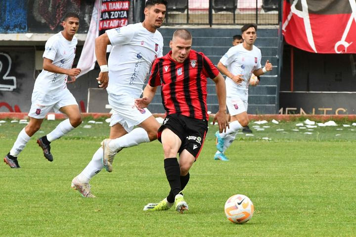Παναχαϊκή – Διαγόρας 1-0: Το πέναλτι του Ντε Τομάς στο 90+3′ έσπρωξε Παναθηναϊκό Β’ και Γιούχτα προς τη Γ’ Εθνική