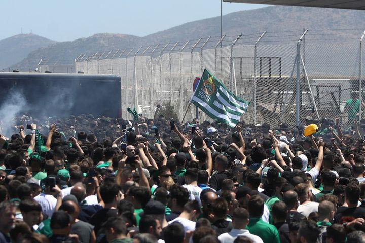 Παναθηναϊκός AKTOR: Πράσινη λαοθάλασσα αποθέωσε τους πρωταθλητές Ευρώπης στο “Ελ. Βενιζέλος”