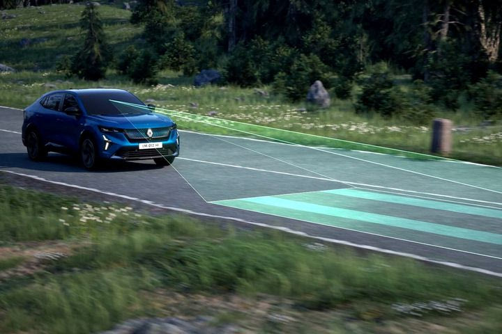 Rafale: H Renault δίνει τεχνολογικό ρεσιτάλ και φέρνει την επανάσταση στα SUV με 3κύλινδρο 1.200άρη και 300 ίππους