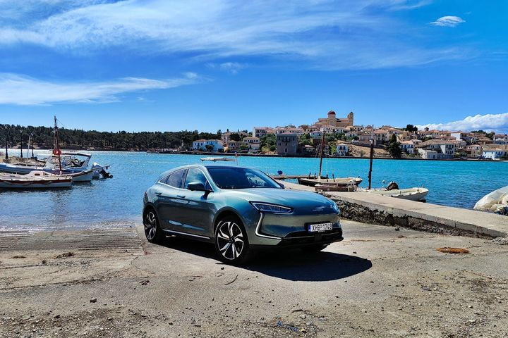 Seres 5 AWD: Δοκιμάζουμε την ευχάριστη έκπληξη στα premium ηλεκτρικά SUV