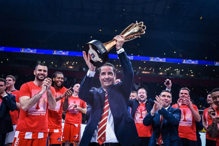 Ο Ερυθρός Αστέρας δένει τον Γιάννη Σφαιρόπουλο μέχρι το 2027