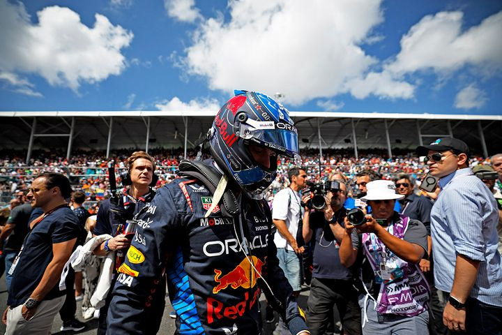 Μπράουν για Φερστάπεν: “Έξι ή επτά οδηγοί θα μπορούσαν να ήταν πρωταθλητές με τη Red Bull”