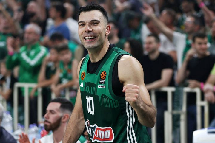 Σλούκας: “Προφανώς θα μπορούσα να είμαι στην πρώτη πεντάδα, η μεγαλύτερη δικαίωση όμως είναι η πρόκριση στο Final Four”