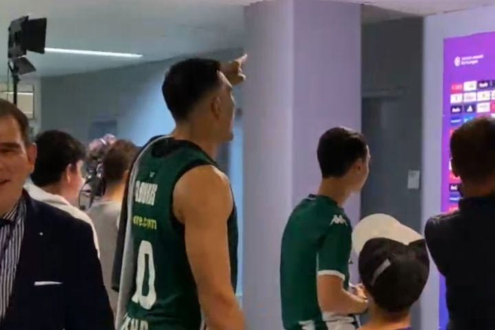 Παναθηναϊκός AKTOR: Το “εσύ, εσύ” του Σλούκα στον Αταμάν, ενώ έκανε δηλώσεις