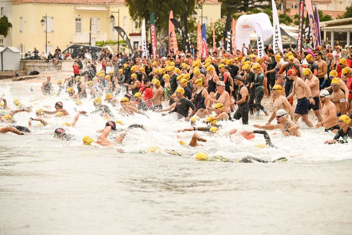 Το Spetsathlon γιόρτασε τα 10 χρόνια του με ρεκόρ συμμετοχών